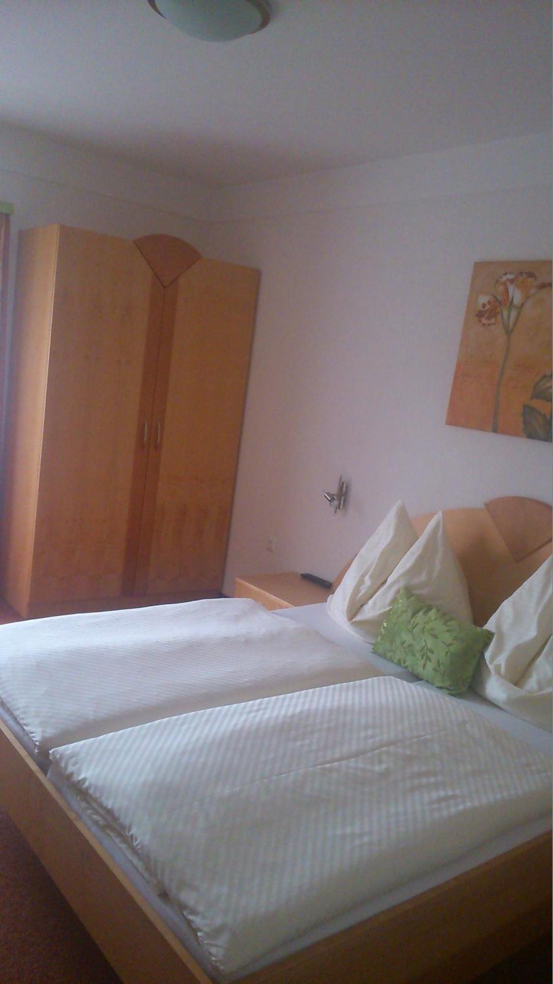 Pension Siegelbrunn B&B Малиниц Стая снимка