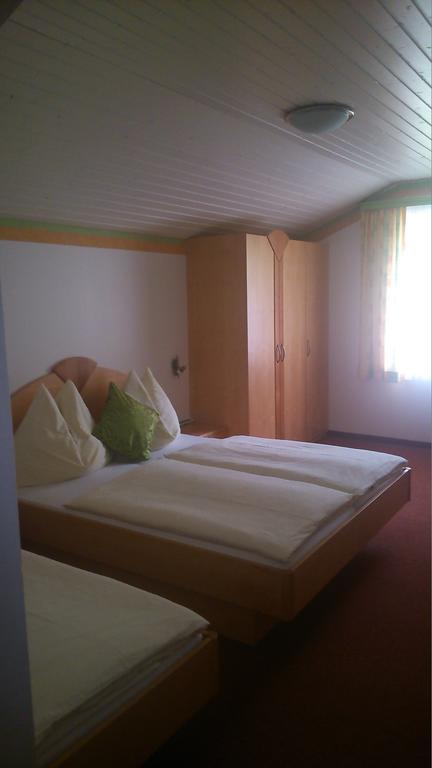 Pension Siegelbrunn B&B Малиниц Стая снимка